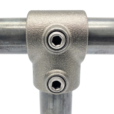 Kort T-stuk onbehandeld (niet roestwerend) Ø 26,9 mm